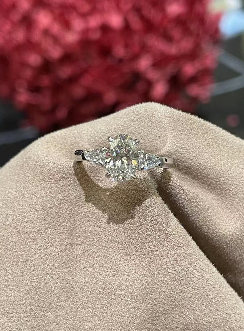 1ct Diamond - Engagement Ring | Bespoke Moment