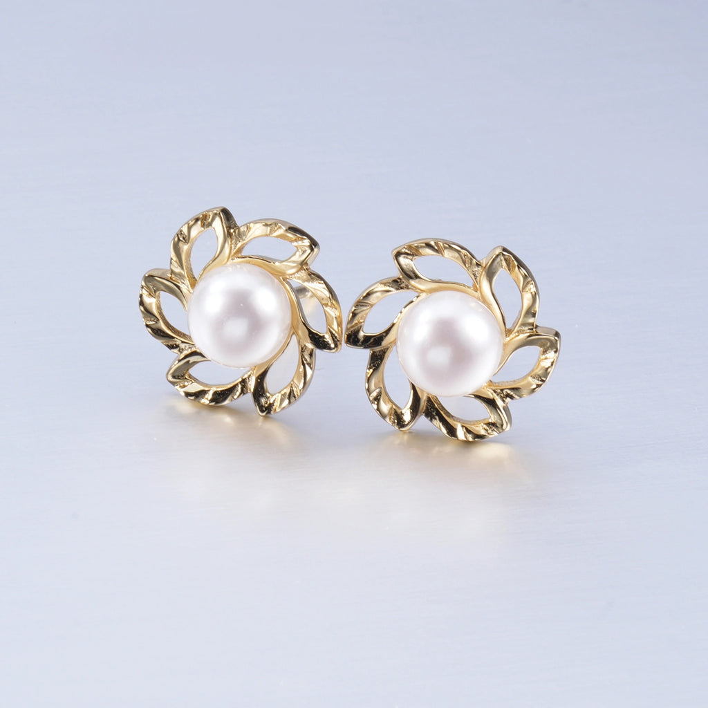 Freshwater Pearl Floral Stud Earrings | Bespoke Moment Gifts Selection