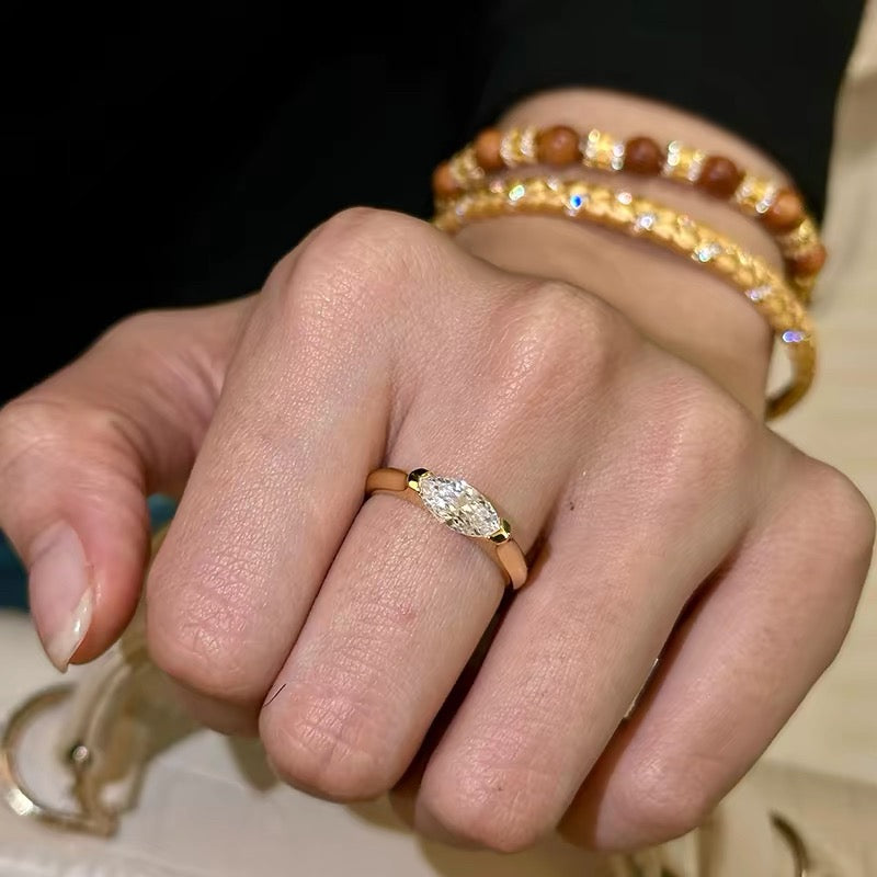 18K gold - 0.5ct marquise-cut lab grown diamond | Bespoke Moment